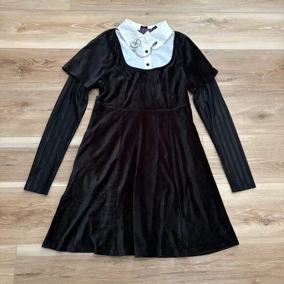 Wednesday Black Velvet Collared Twofer Long-Sleeve Dress M - Picture 1 of 9